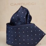 Tie