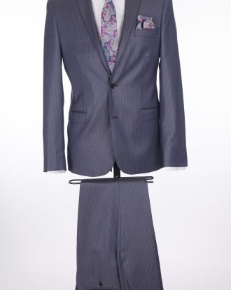 Suit – Carducci